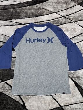 HURLEY DRI-FIT BLUE & GRAY RAGLAN BASEBALL TEE-SHIRT